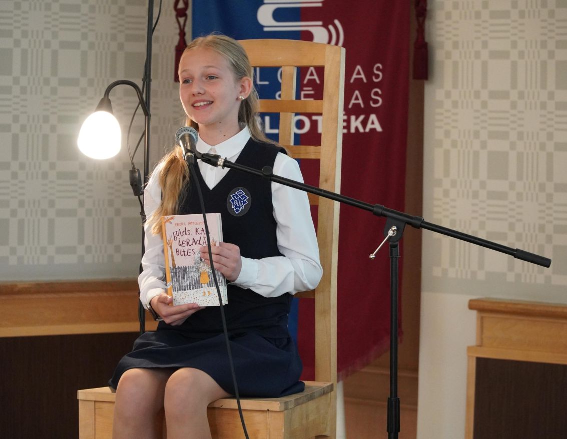 Par Skaļās lasīšanas sacensības čempiona titulu sacentīsies Māra Rimicāne no Bauskas Valsts ģimnāzijas