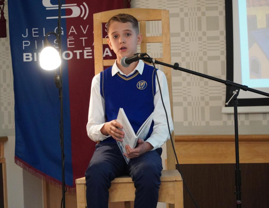 Par Skaļās lasīšanas sacensības čempiona titulu sacentīsies Māra Rimicāne no Bauskas Valsts ģimnāzijas