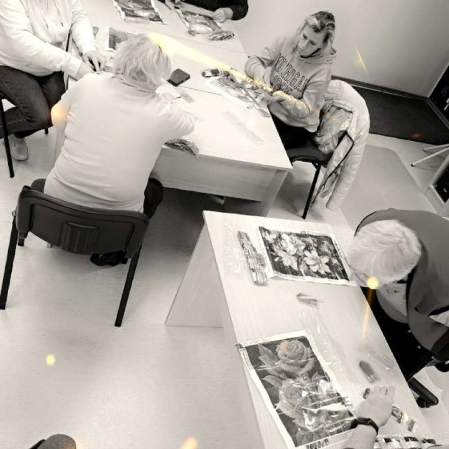 Radoša darbnīca bibliotēkā