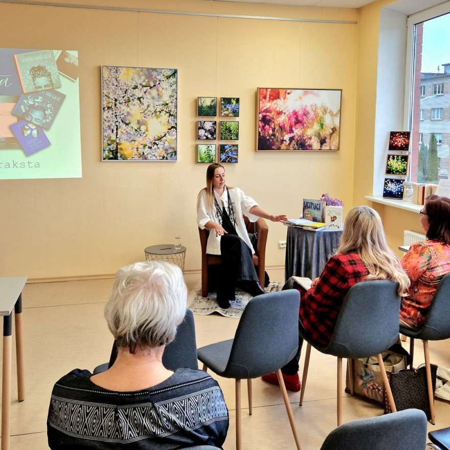 Noslēdzies VKKF atbalstītais projekts “viņa raksta” 