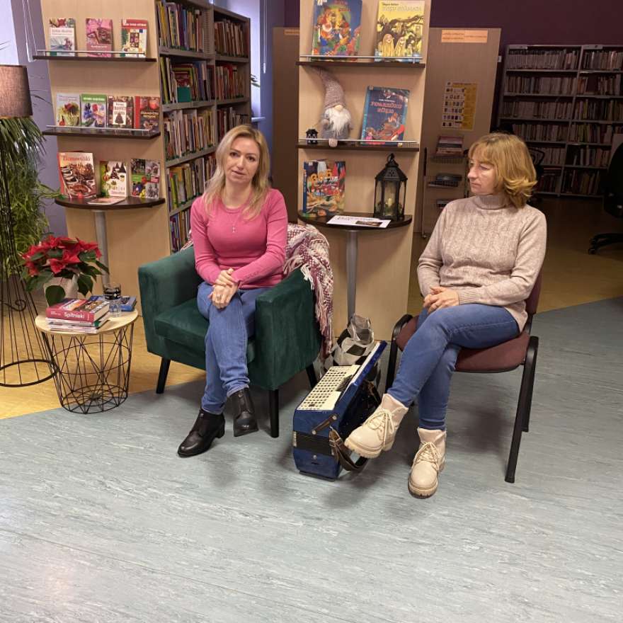 Tikšanās ar rakstnieci Andru Rušmani-Vēju Codes bibliotēkā