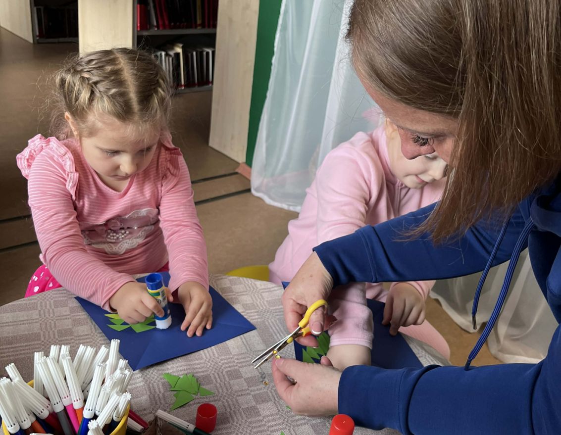 Rīta lasī&scaron;anas prieki bibliotēkā