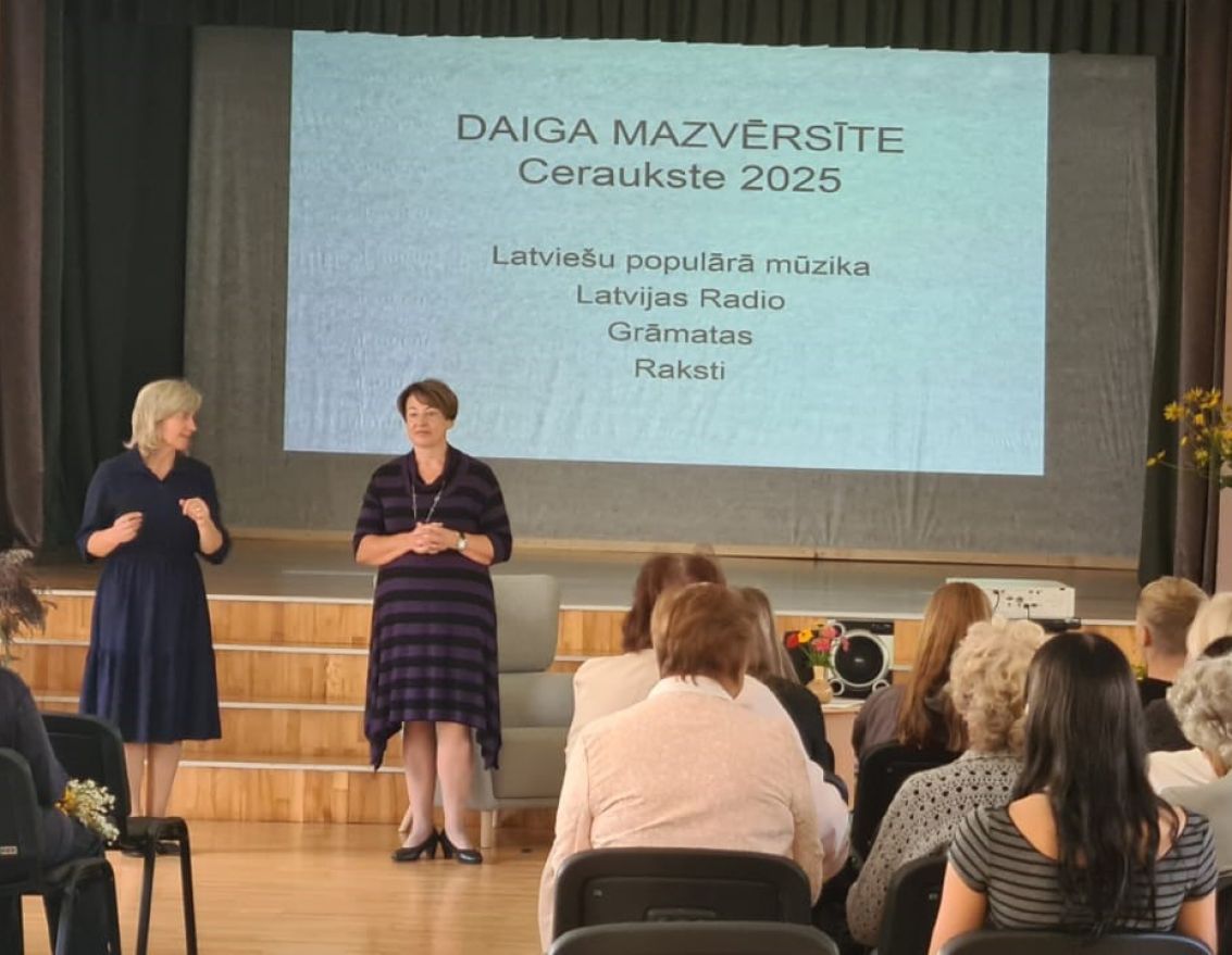 Aizvadīta tikšanās ar latviešu muzikoloģi, žurnālisti un radio personību Daigu Mazvērsīti
