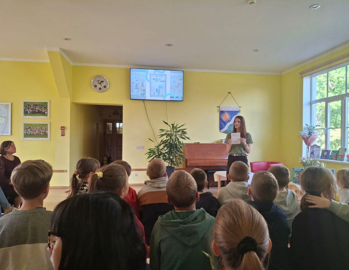 Aizvadīta tikšanās ar grāmatu autori un ilustratori Daci Krēsliņu