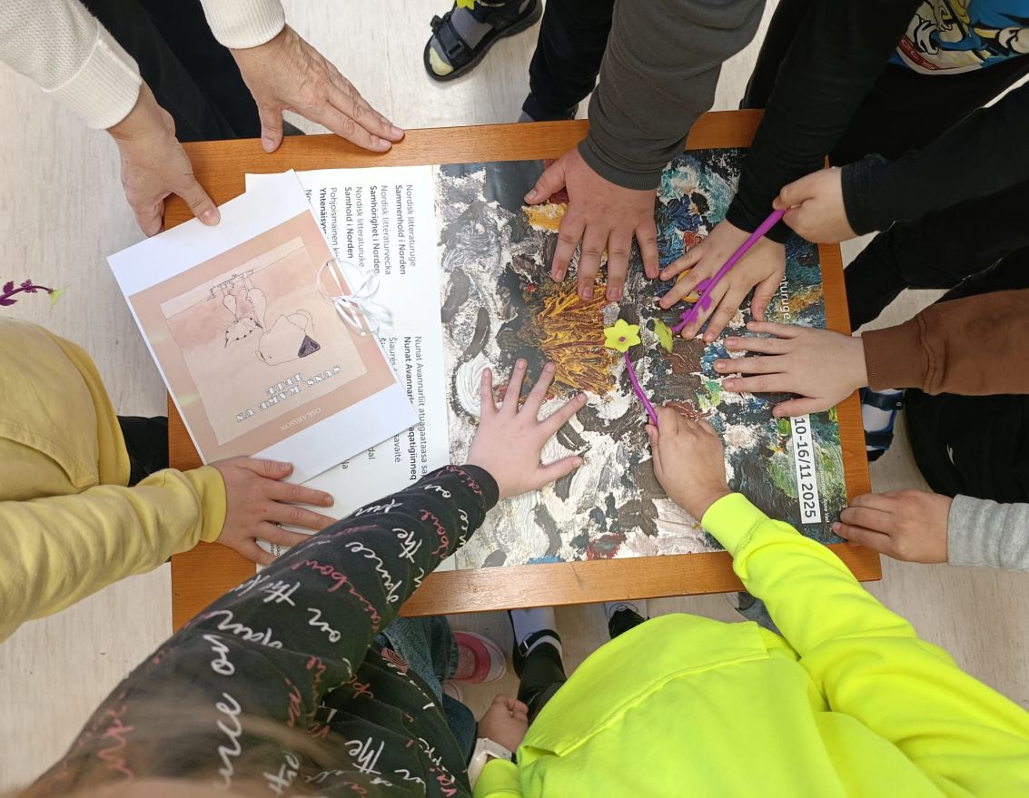 Lasī&scaron;anas stunda bērniem rītausmā