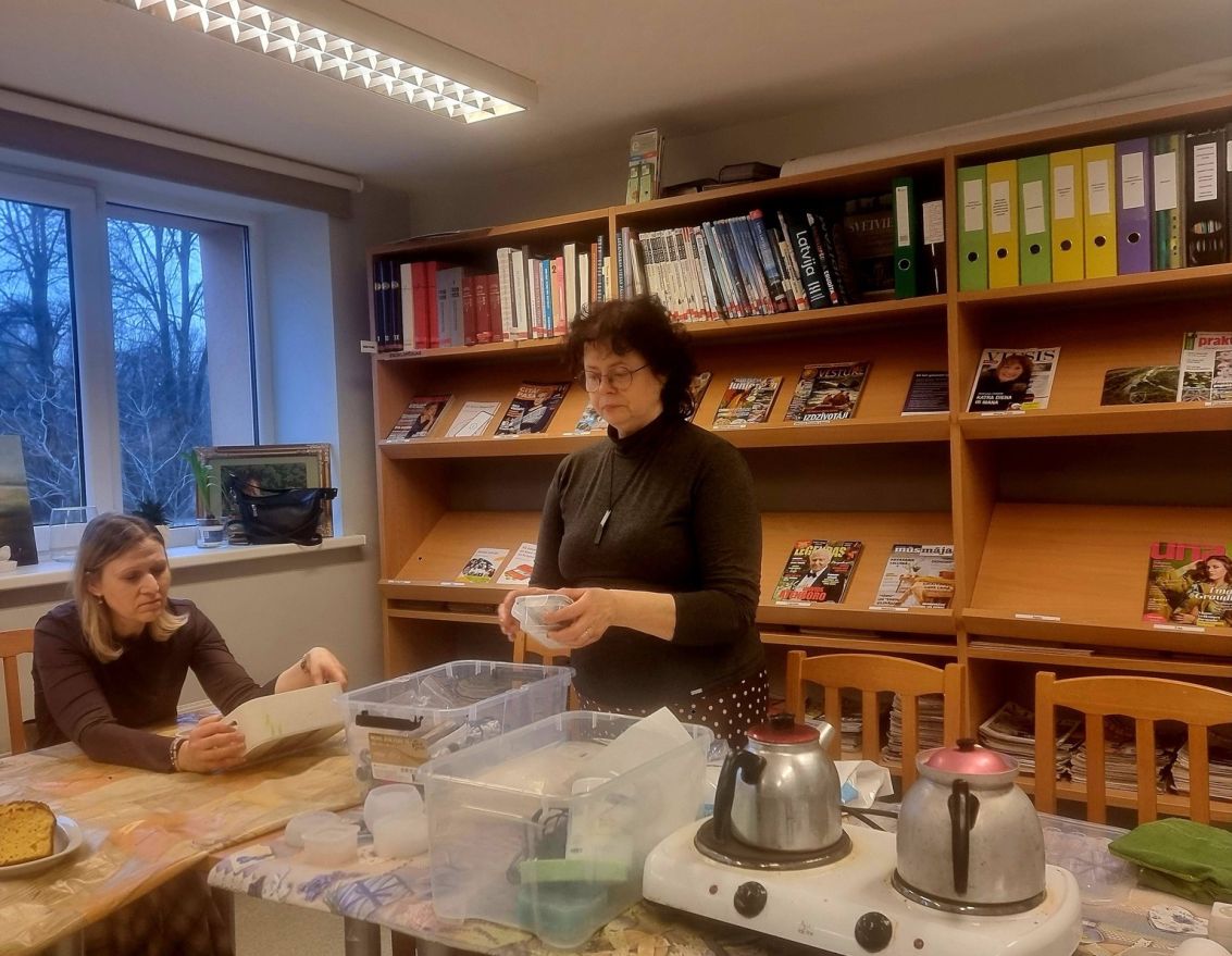 Pavasarīgu sveču lie&scaron;anas meistarklase Zorģos