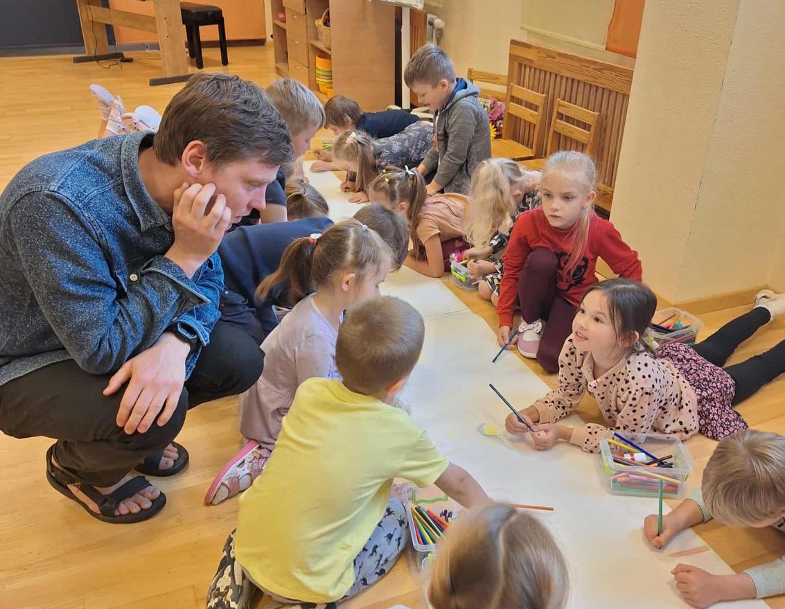 PII Mārpuķīte aizvadīta tikšanās ar dzejnieku Krišjāni Zeļģi