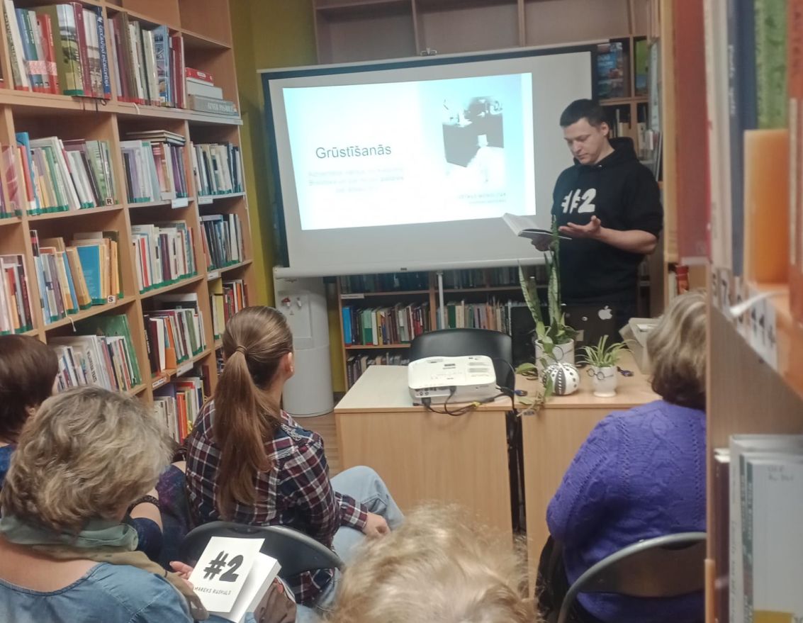 Lasītāju klubiņa tikšanās kopā ar Mareku Ruskulu