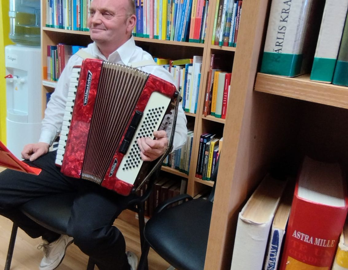 Aizvadīta lasītāju klubiņa "Lapa" tik&scaron;anās
