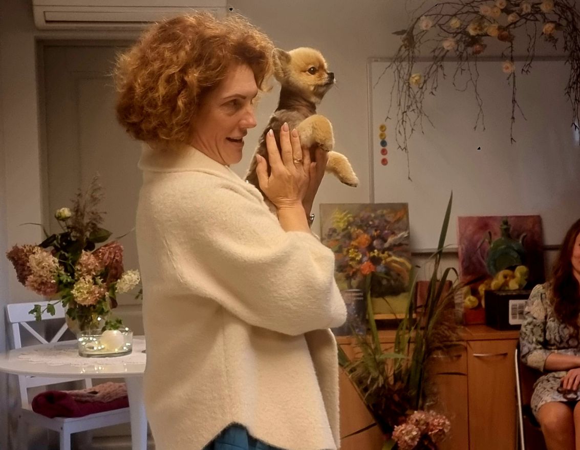 Tikšanās ar grāmatas "Laimes putekļi" autori Ievu Branti