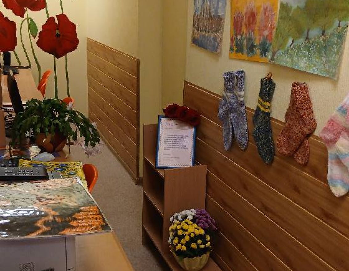 Ivetas Klanauskas vaļasprieku izstāde "Ceļojums krāsu un dzijas pavedienu pasaulē"