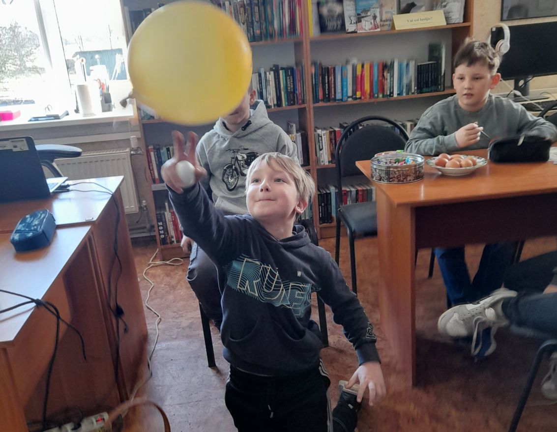 Aizvadīts pasākums "Lieldieniņa gai&scaron;a nāca, sauli nesa azotē"