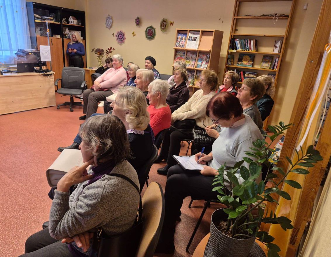 Aizvadīta tik&scaron;anās ar Bauskas novada senioriem