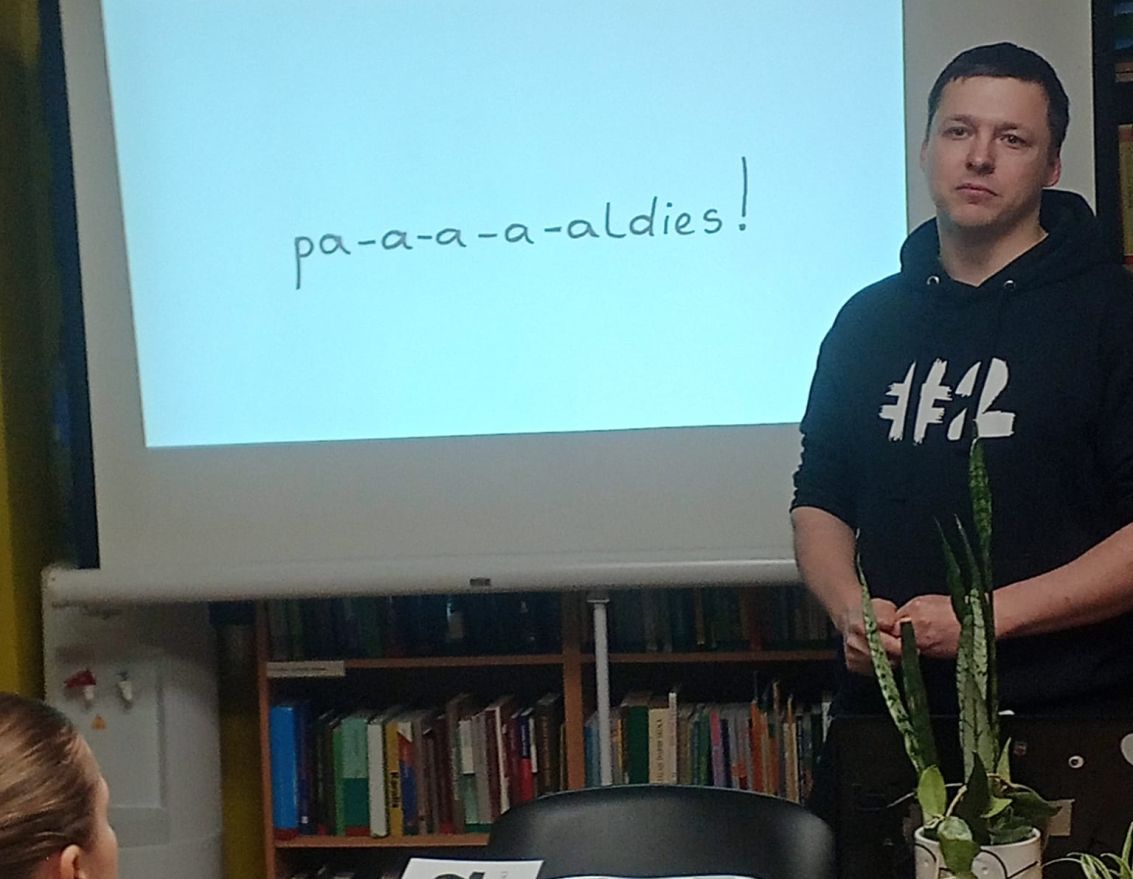 Lasītāju klubiņa tikšanās kopā ar Mareku Ruskulu