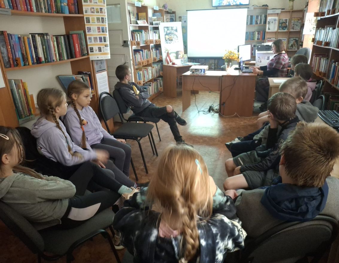 Vienotība Ziemeļos. Rītausmas  lasījums bērniem