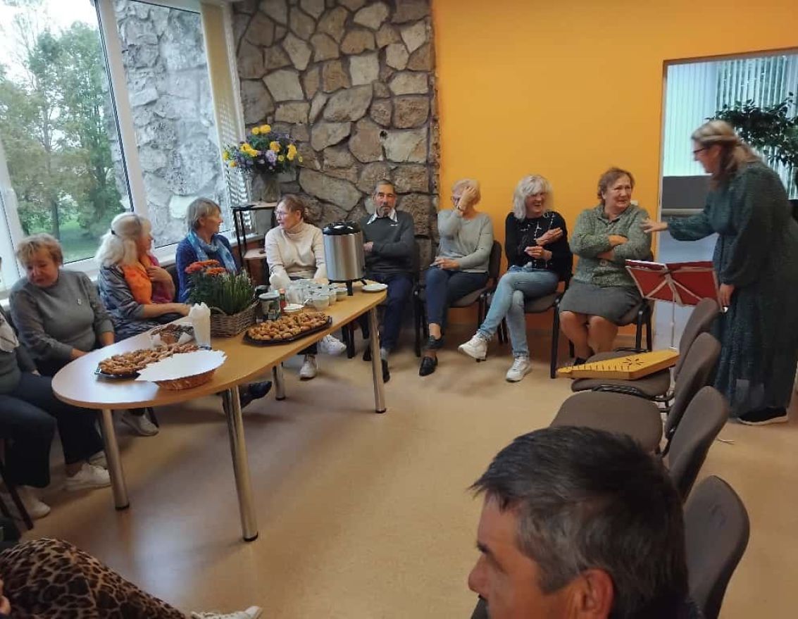 Muzikāls dzejas vakars "Laiks dzejai" Grenctāles bibliotēkā