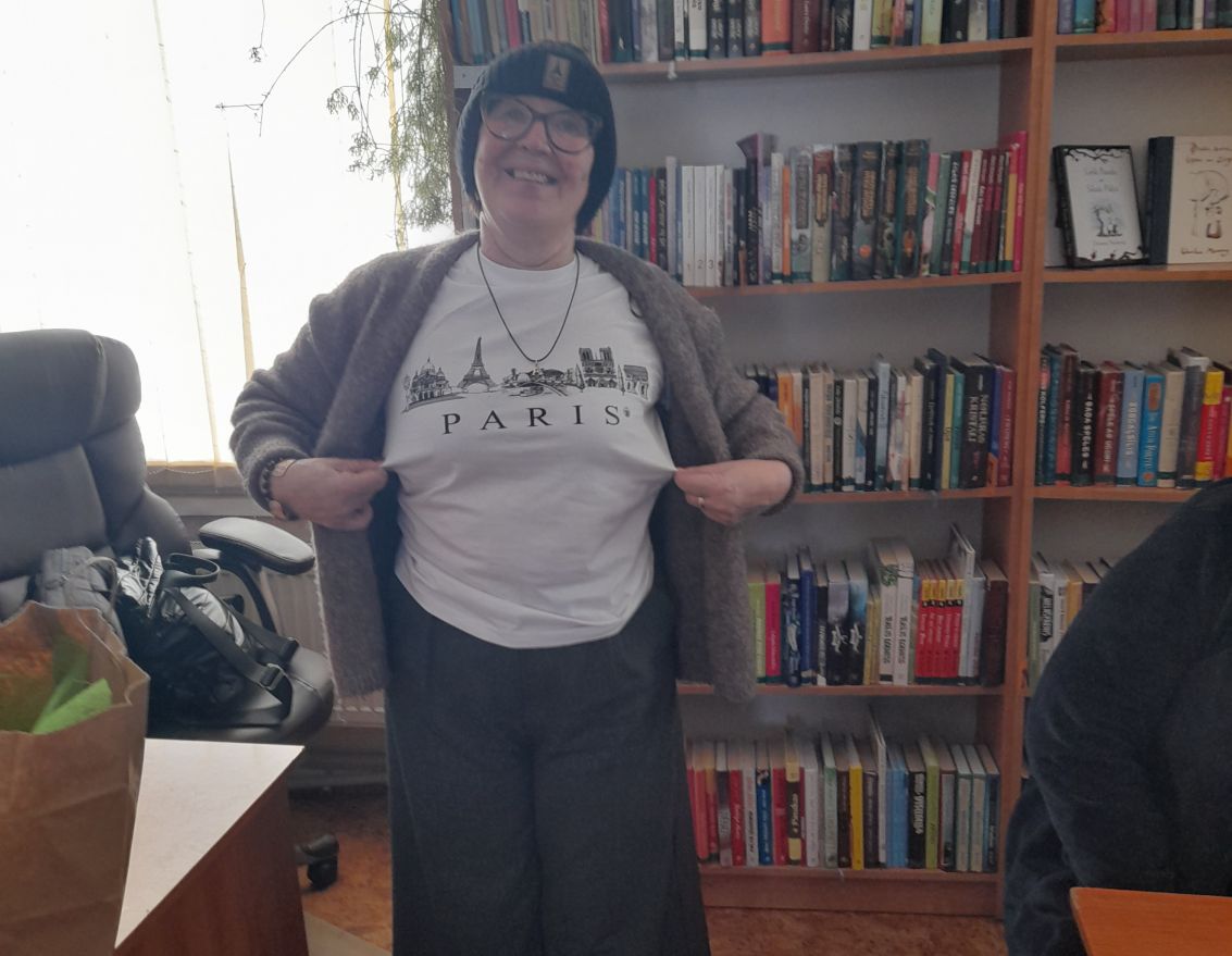 Aizvadīts "Neklātienes ceļojums uz sapņu Parīzi kopā ar Agru Ķēniņu"