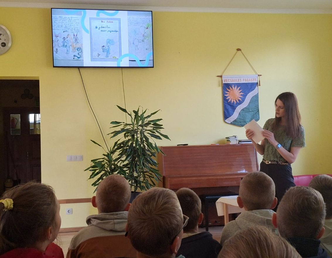 Aizvadīta tikšanās ar grāmatu autori un ilustratori Daci Krēsliņu