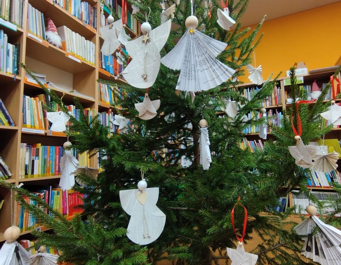 Aizvadīts sirdssilts Ziemassvētku eglītes dekorē&scaron;anas pasākums