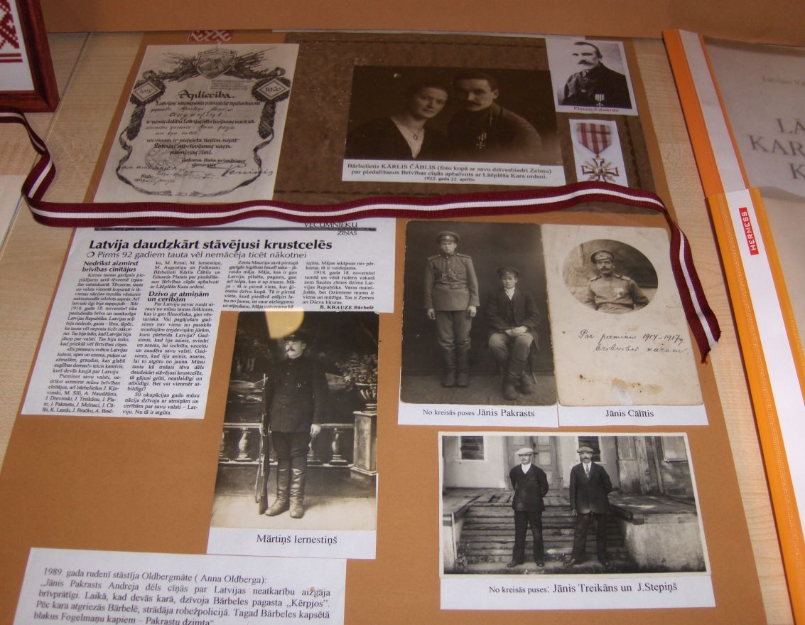 Patriotiska izstāde Bārbeles bibliotēkā