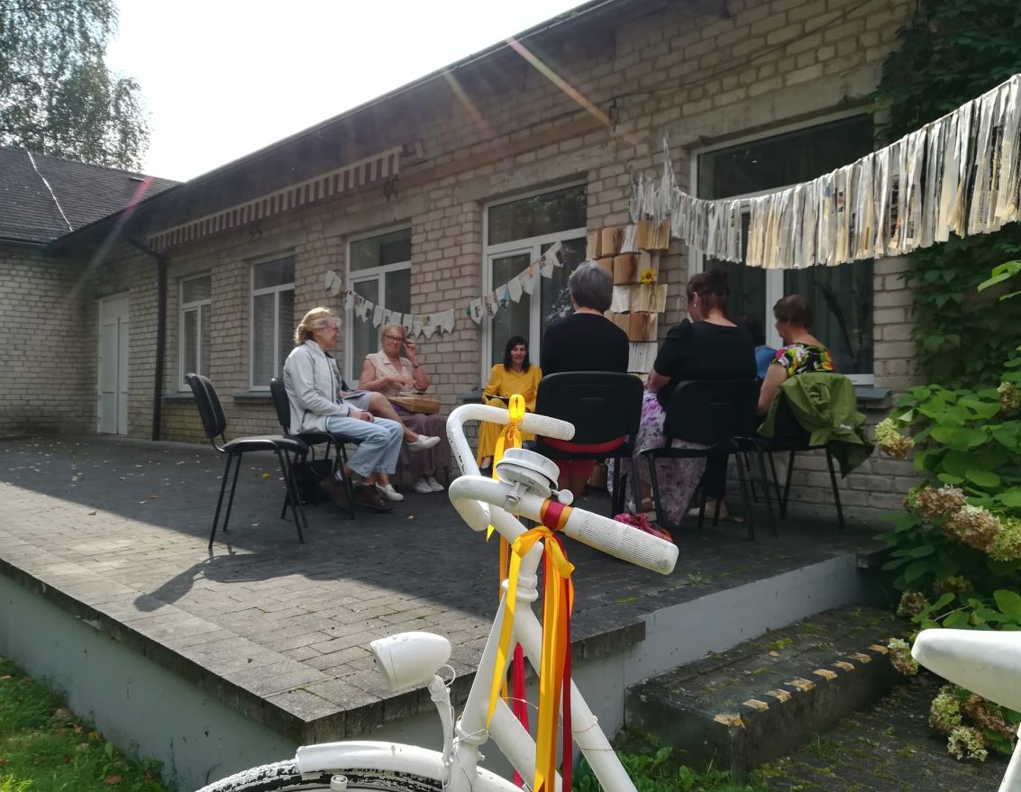 Lasītāju klubiņa "Lapa" tikšanās