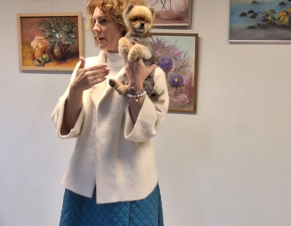 Tikšanās ar grāmatas "Laimes putekļi" autori Ievu Branti