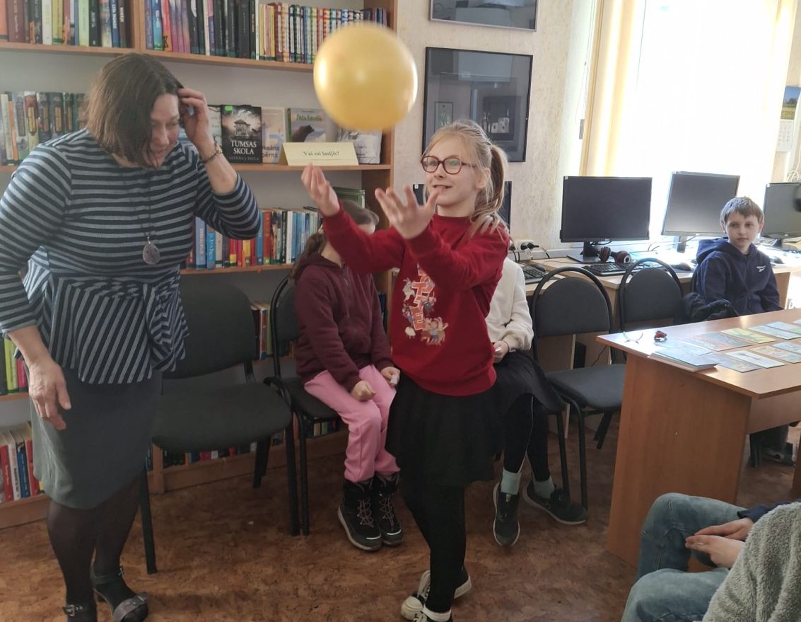 Aizvadīts pasākums "Ar laimes pieskārienu vienu"