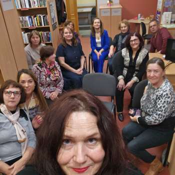 Aizvadīta tikšanās ar grāmatas "Vienaldzīgo nav!" autorēm