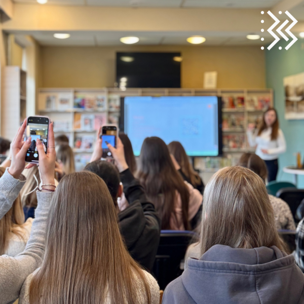  Internetā droši: Kritiskā domāšana un digitālās prasmes. 