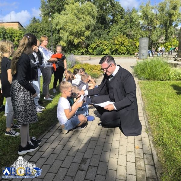 Dzeja Saules dārzā