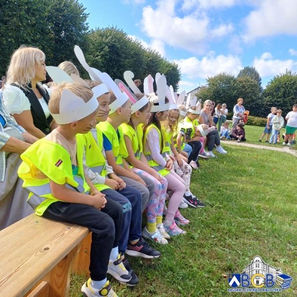 Dzeja Saules dārzā