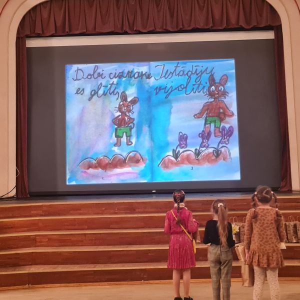 Īsgrāmatiņu konkurss 